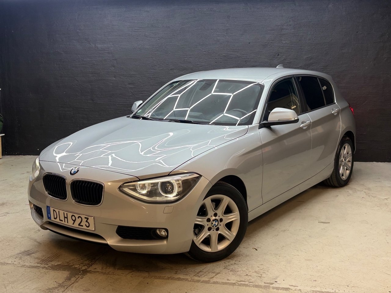 BMW 118 d 5-dörrars Steptronic Euro 5 2015, bild 3/10