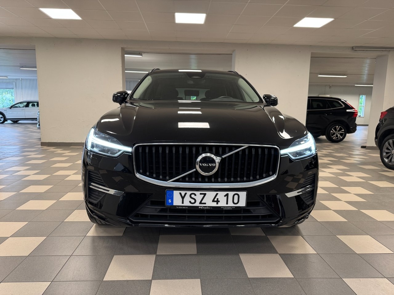 Volvo XC60 B4 Advanced Edition II Google 2022, photo 3/18