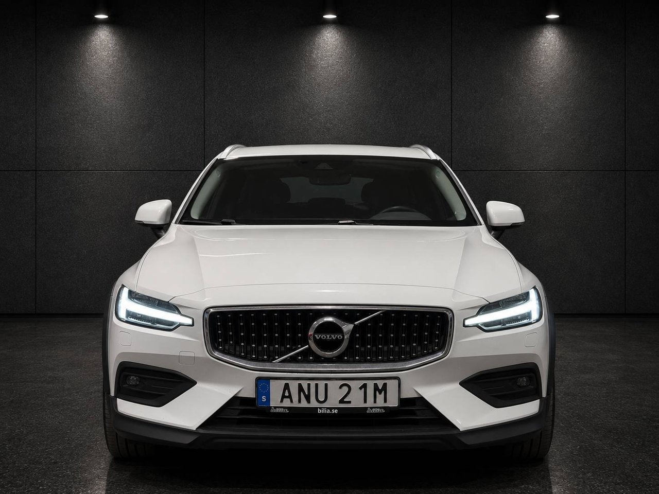Volvo V60 Cross Country 2020, kuva 3/10