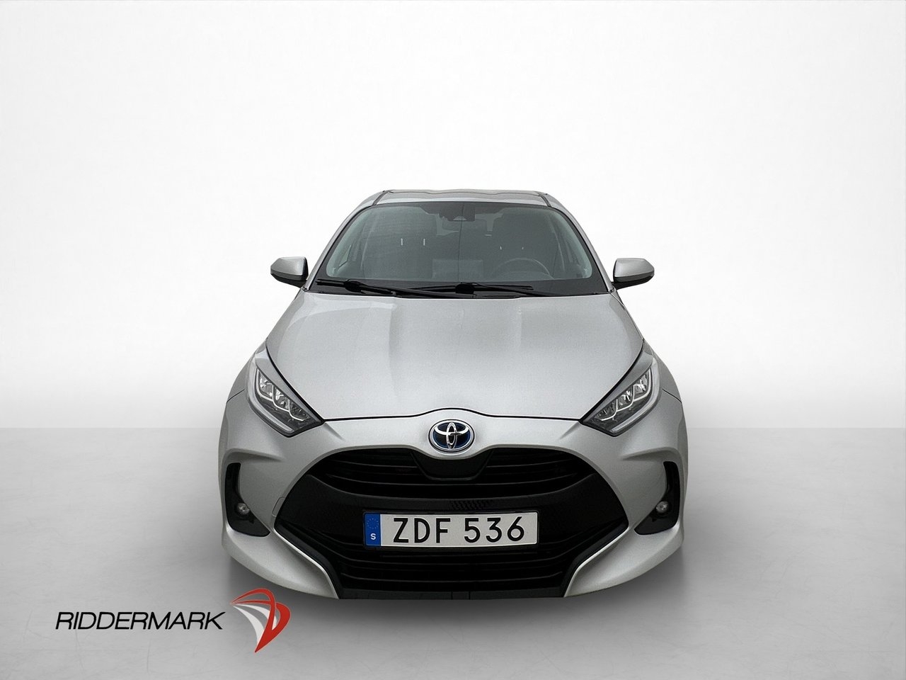 Toyota Yaris Hybrid 116hk Active Plus 2022, bild 3/33