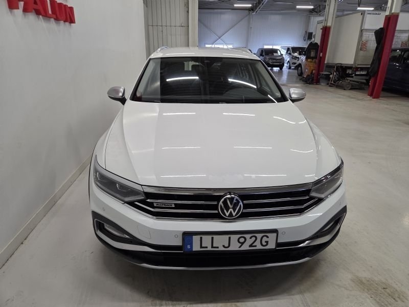 Volkswagen Passat 2022, bild 2/10