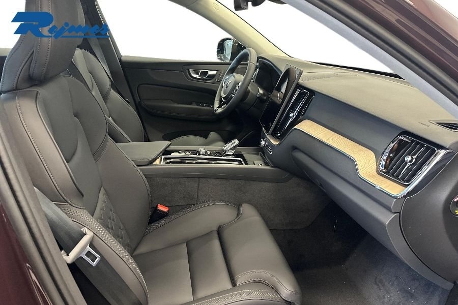 Volvo XC60 T6 Plus Dark Nordic Edition 2027, bild 7/21