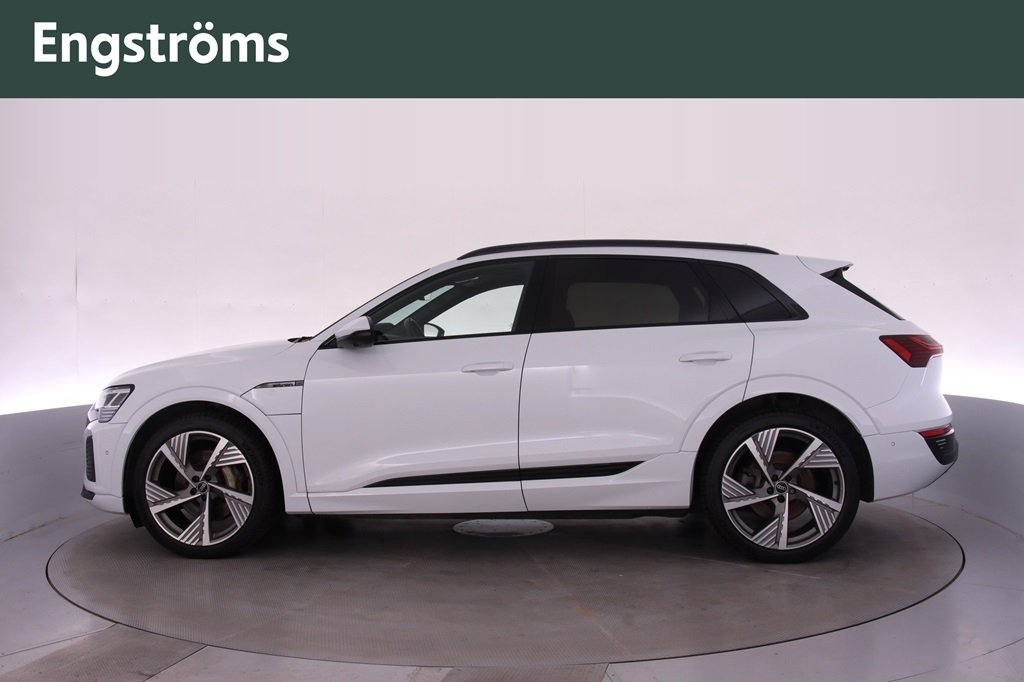 Audi Q8 e-tron 2024, photo 6/10