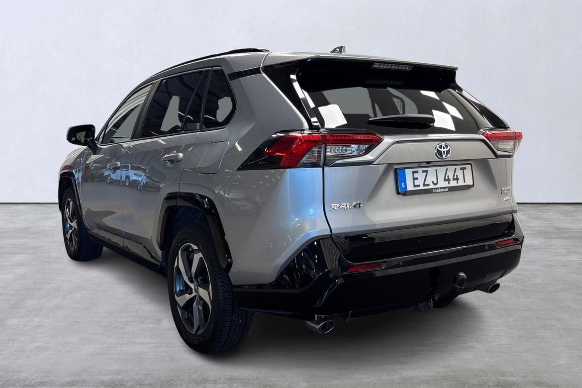 Toyota RAV4 Plug-in Hybrid E-CVT 2022, kuva 3/10