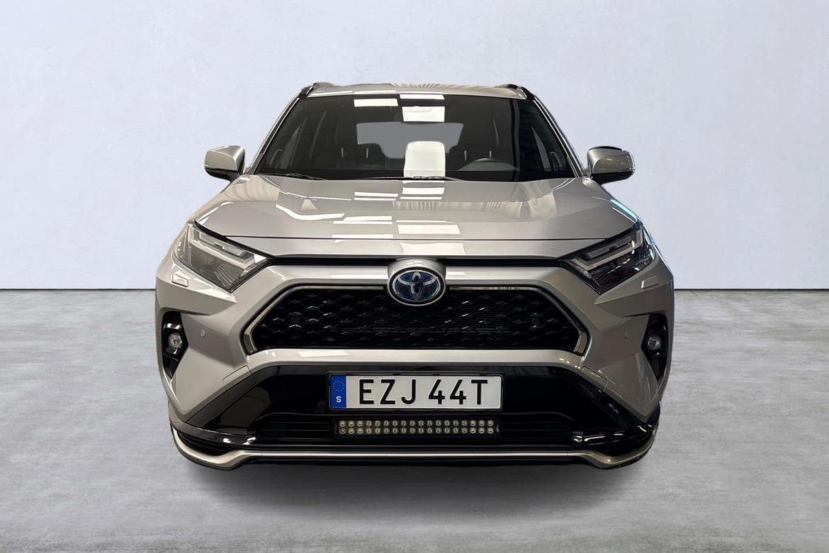 Toyota RAV4 Plug-in Hybrid E-CVT 2022, kuva 7/10