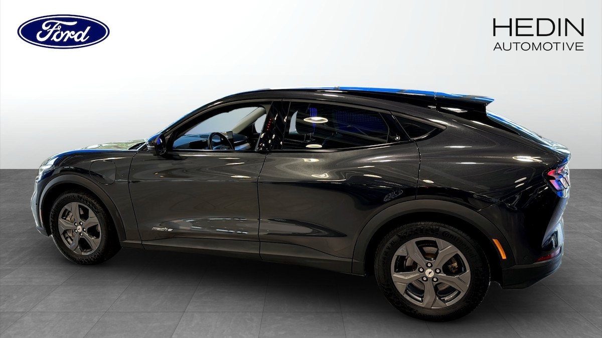 Ford Mustang Mach-E RWD 2022, bild 6/9
