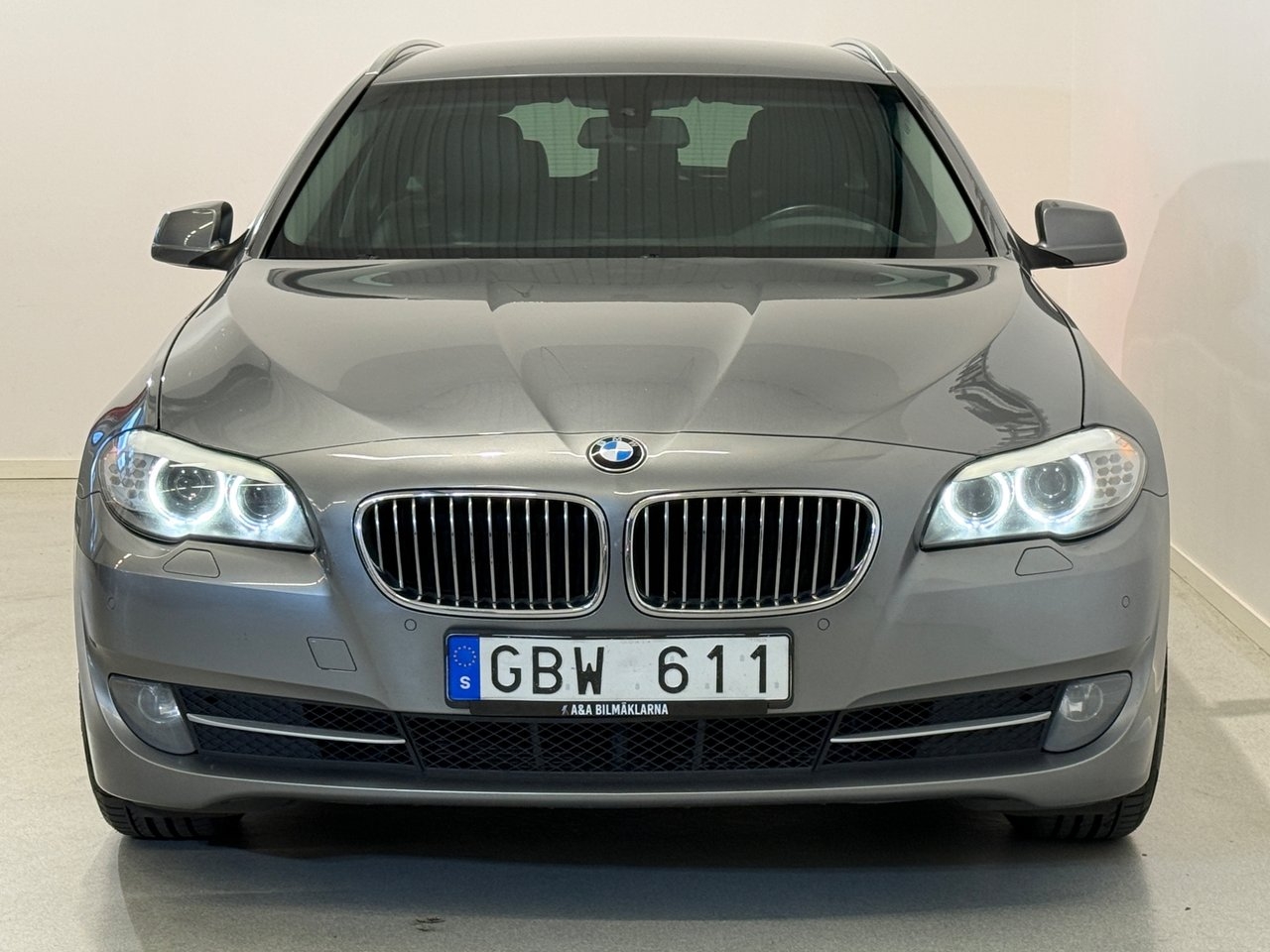BMW 520 2012, photo 4/10