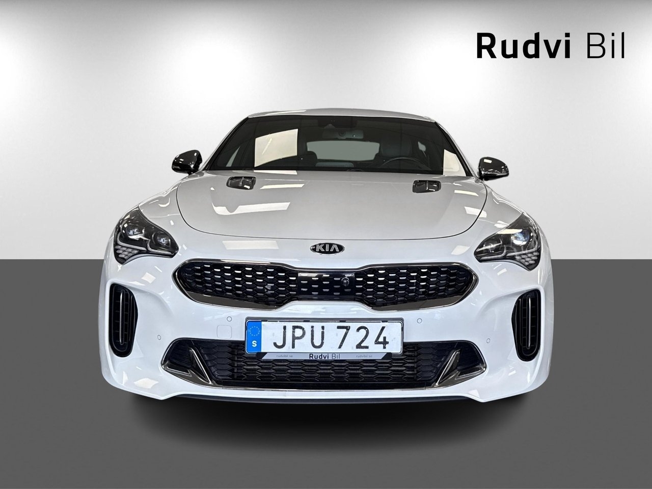 Kia Stinger 2.2 CRDi AWD GLS, GT-Line 2018, bild 2/14