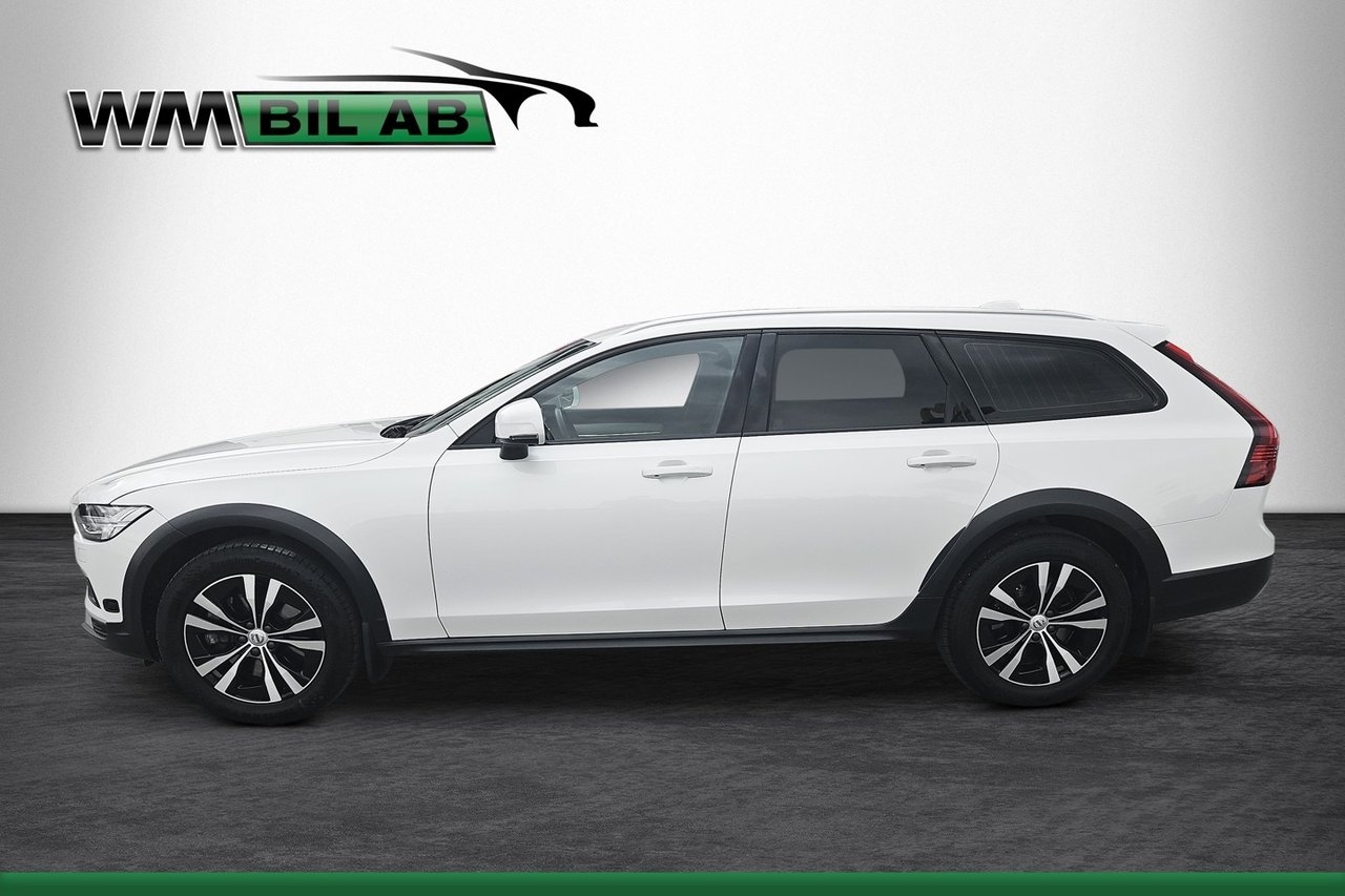 Volvo V90 Cross Country 2022, photo 2/4