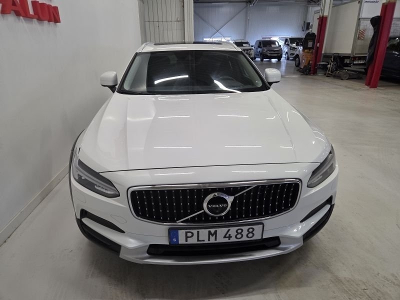 Volvo V90 Cross Country 2018, bild 2/10