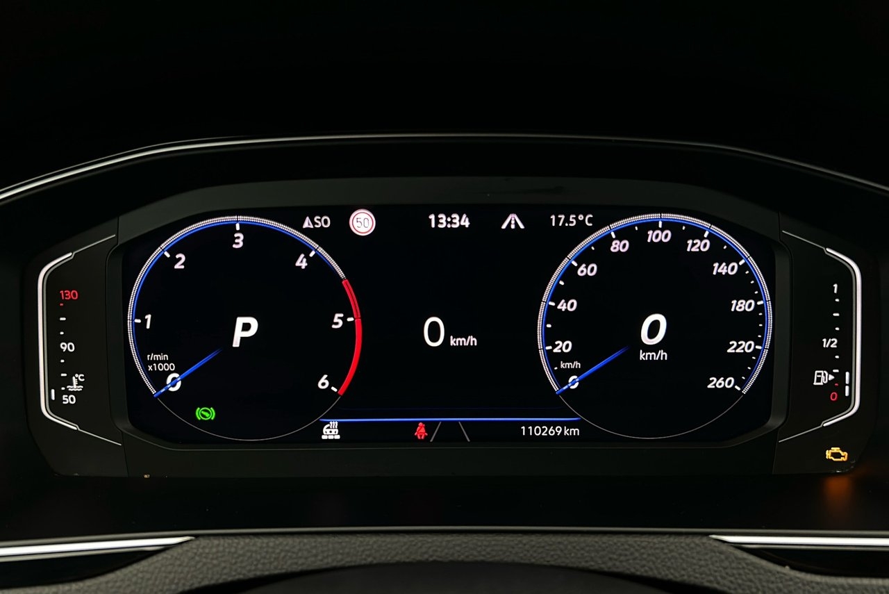 Volkswagen Passat 2022, bild 7/30