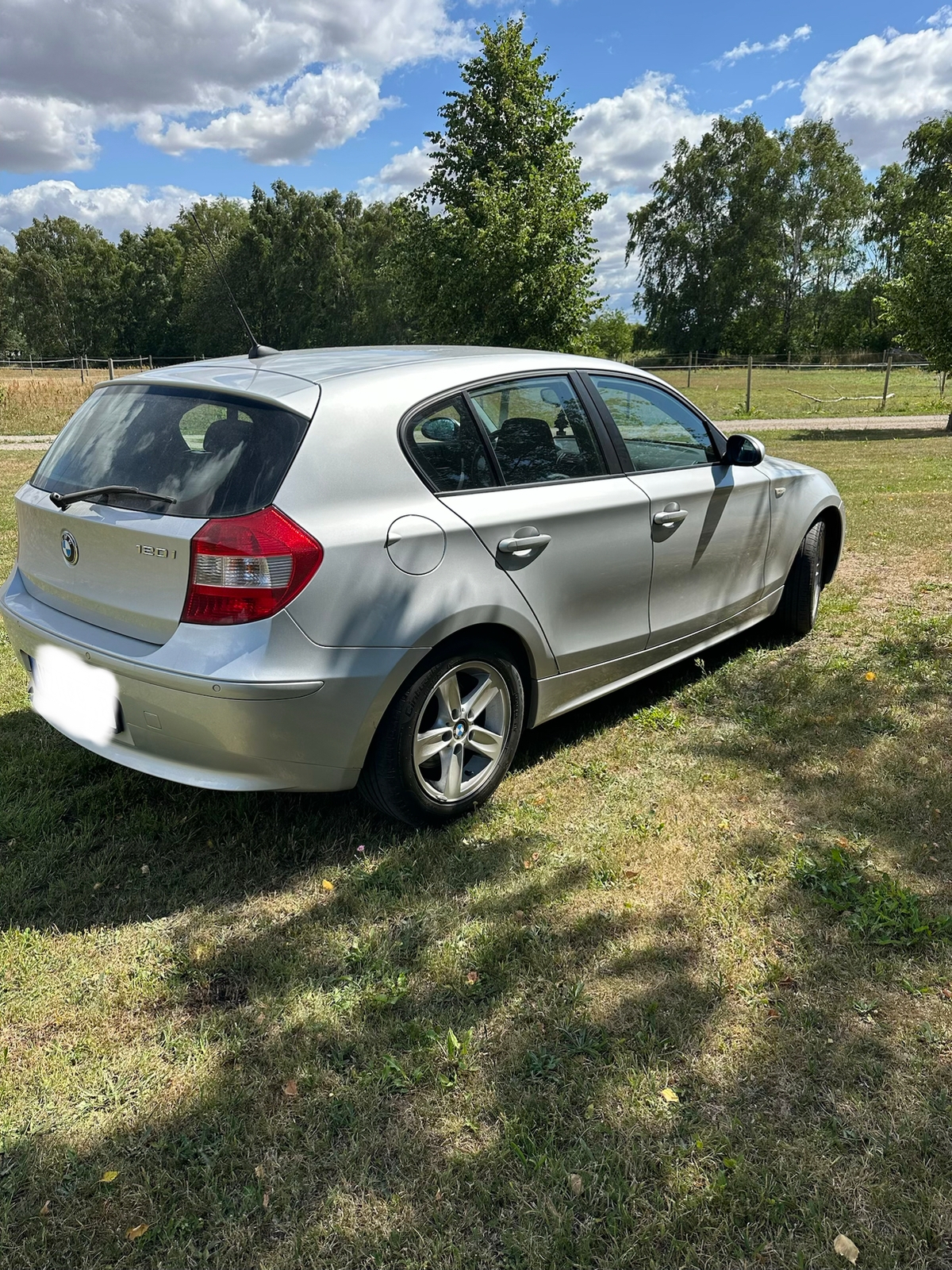 BMW 120 i Manuell 2006, bild 2/5