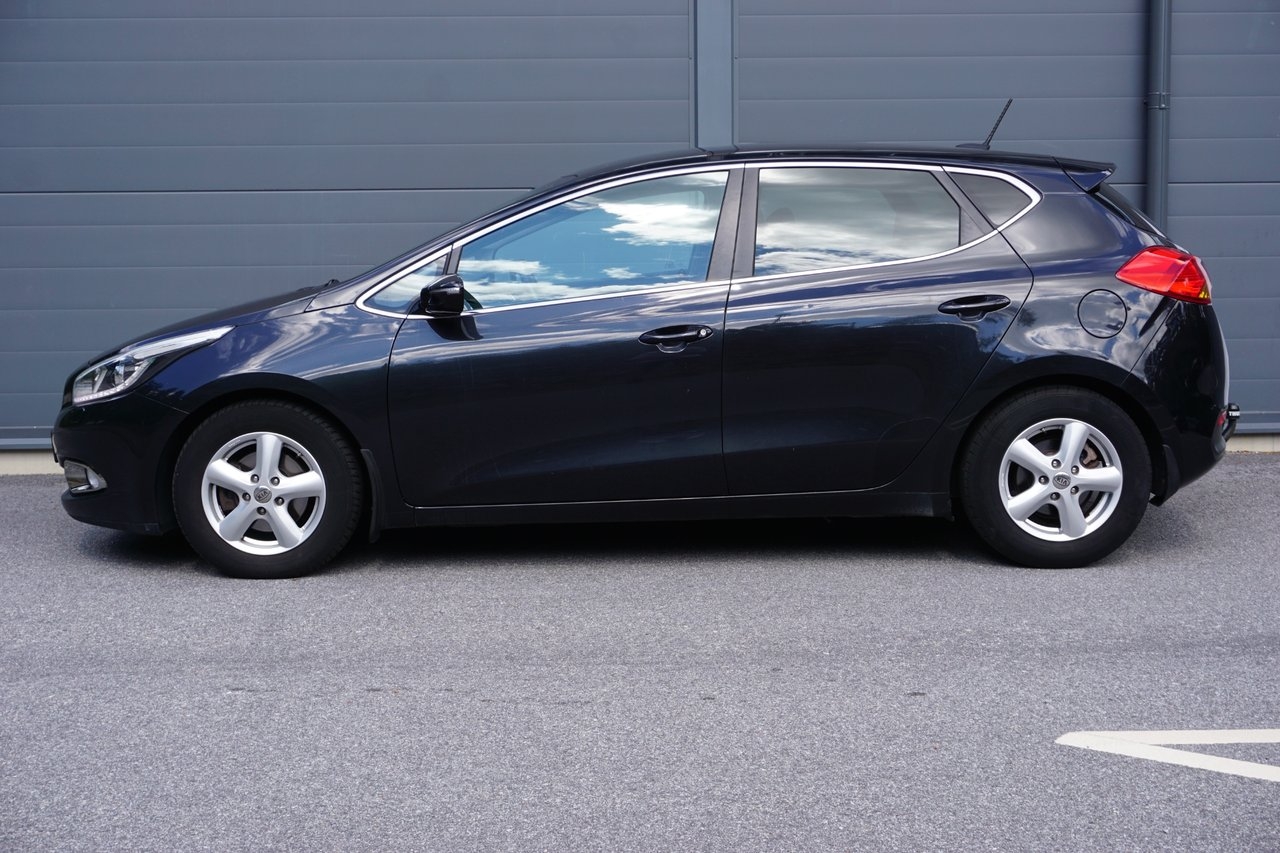 Kia Ceed 2015, photo 7/29