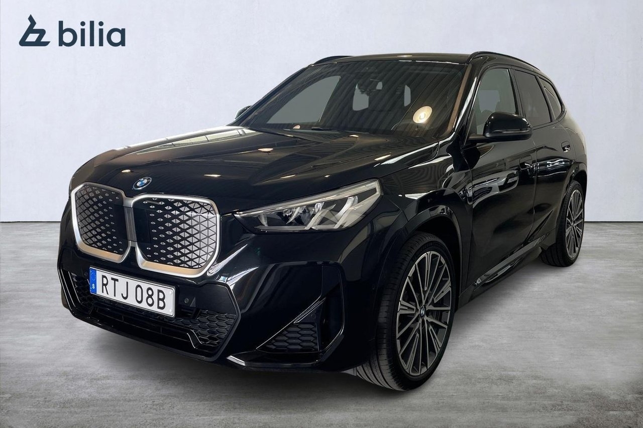 BMW iX1