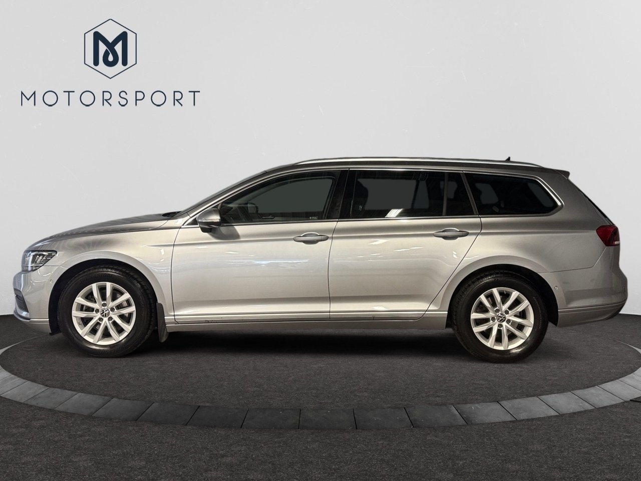 Volkswagen Passat 2024, bild 4/19