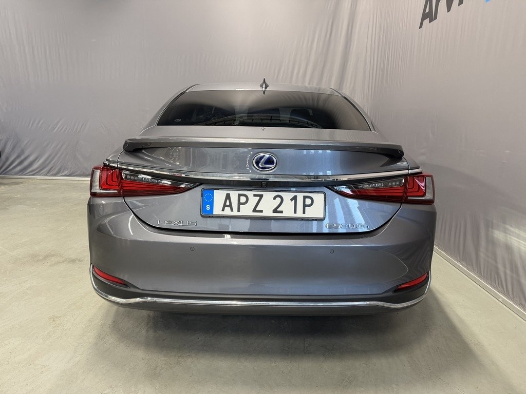 Lexus ES 300h 2.5 E-CVT Taklucka 2021, bild 7/10