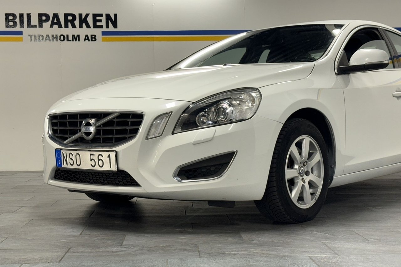 Volvo S60 D3 Summum Euro 5 2011, kuva 2/22