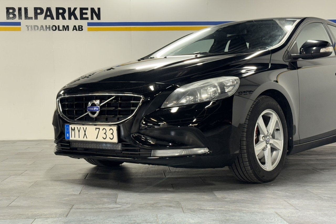 Volvo V40 D2 Your Kinetic Euro 5 2013, photo 2/10
