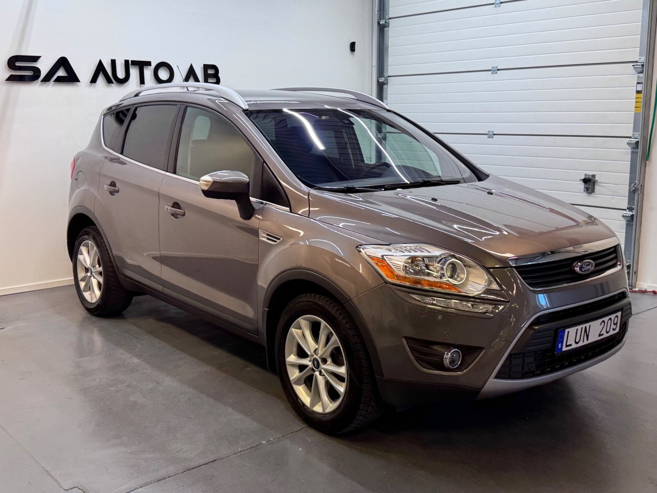 Ford Kuga 2012, bild 2/10