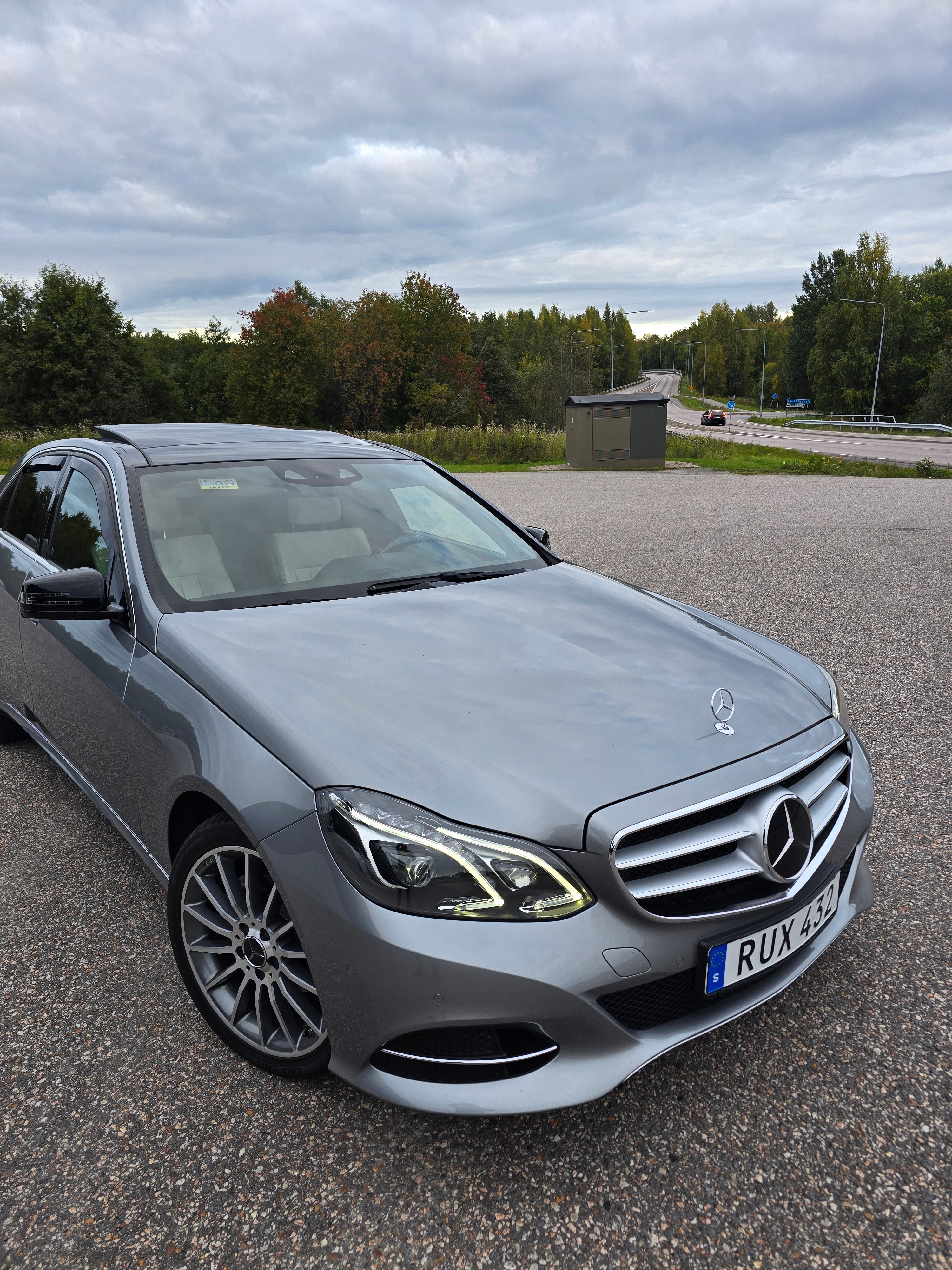 Mercedes-Benz E 2014, photo 5/12