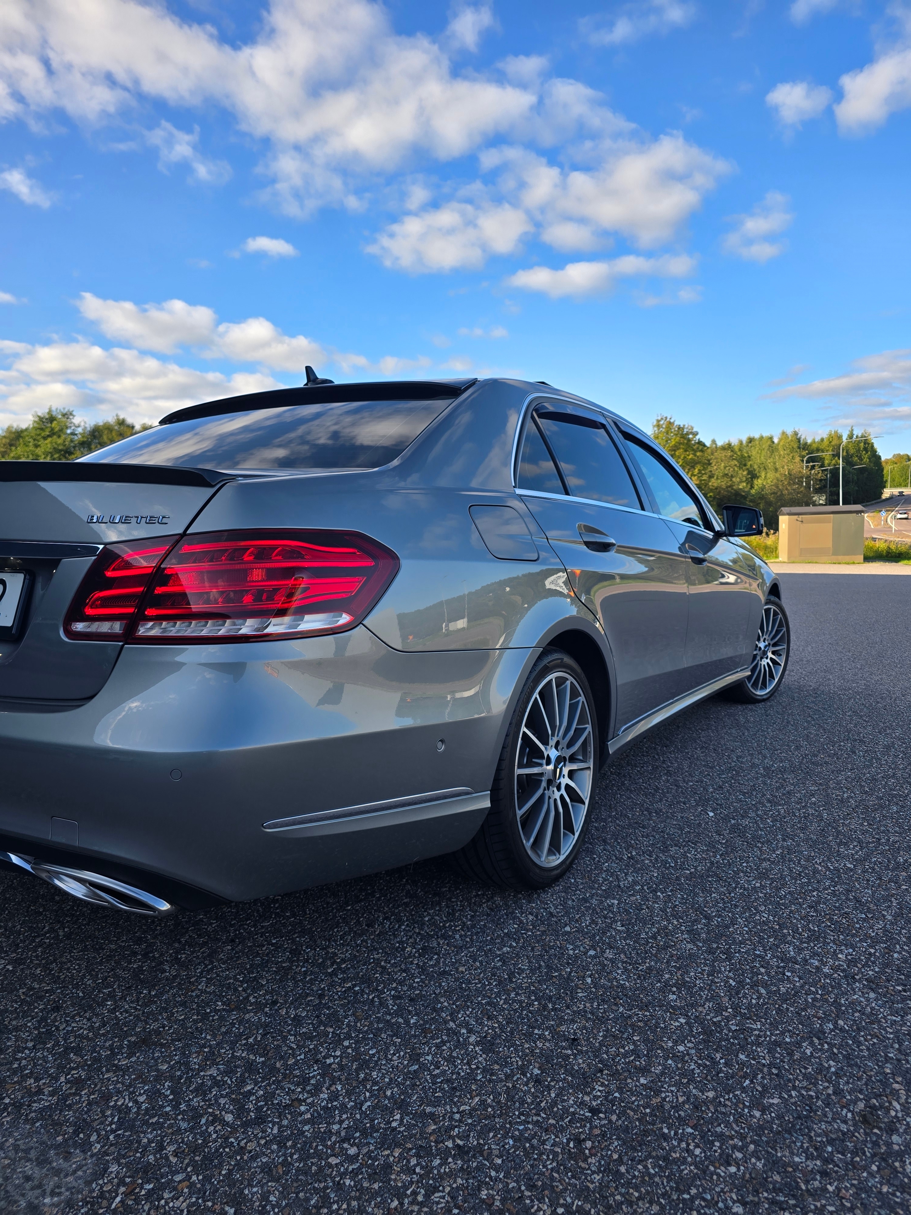 Mercedes-Benz E