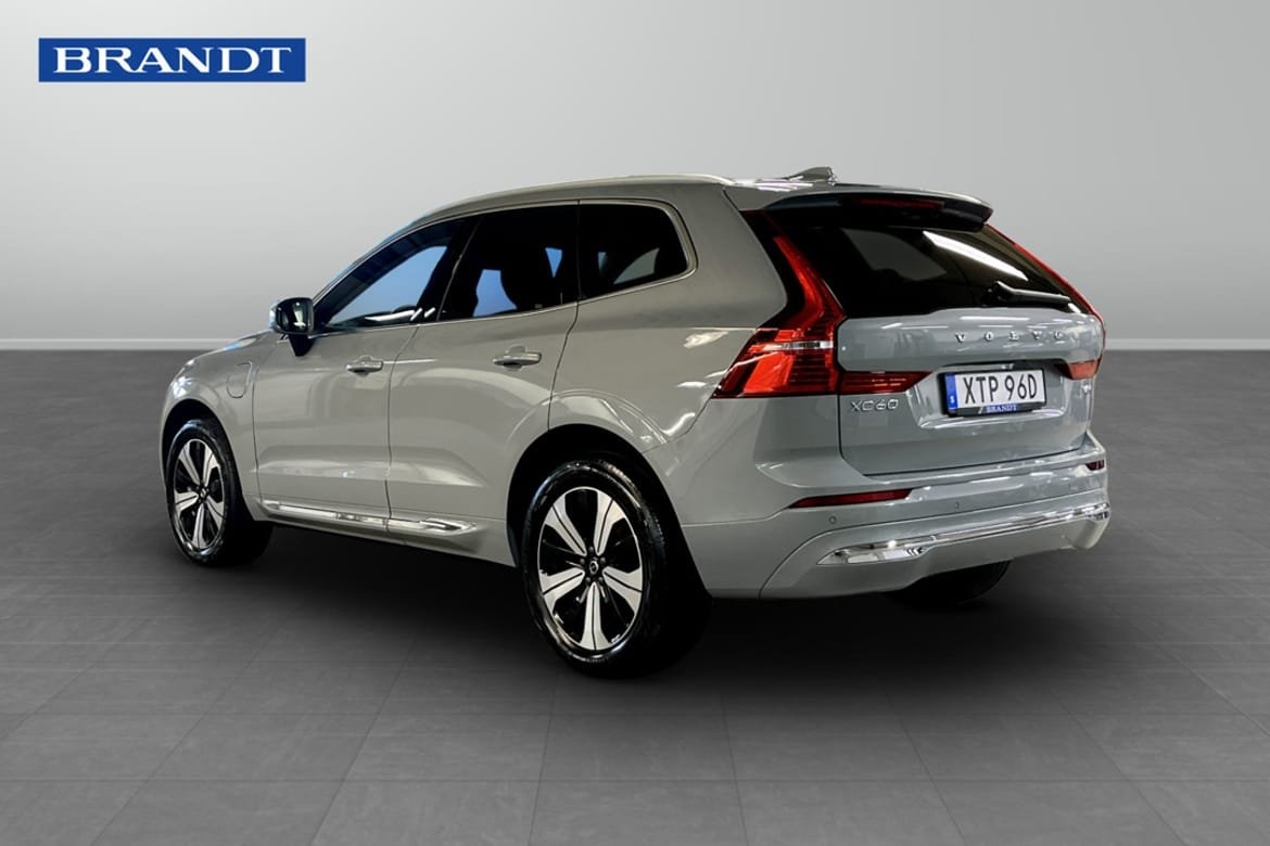 Volvo XC60 T6 Core Edition 2025, kuva 2/9