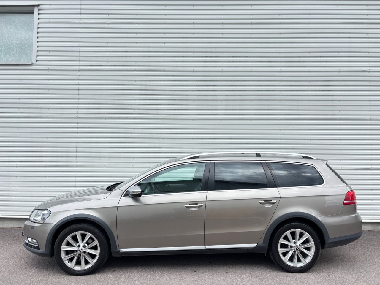 Volkswagen Passat 2014, bild 2/18