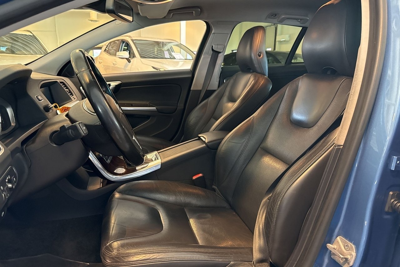 Volvo V60 2014, kuva 7/10