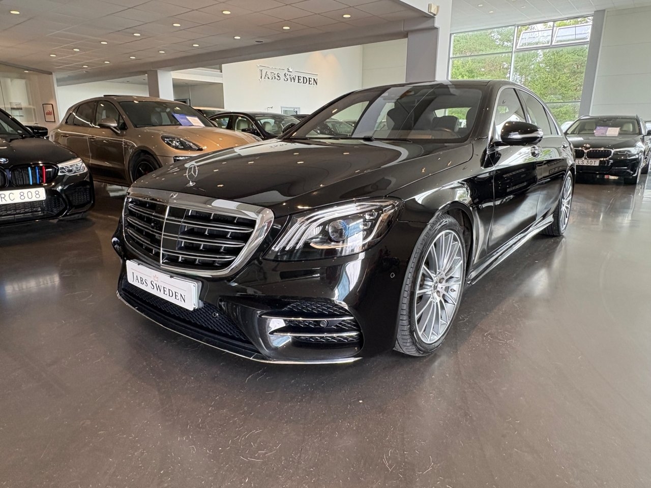 Mercedes-Benz S