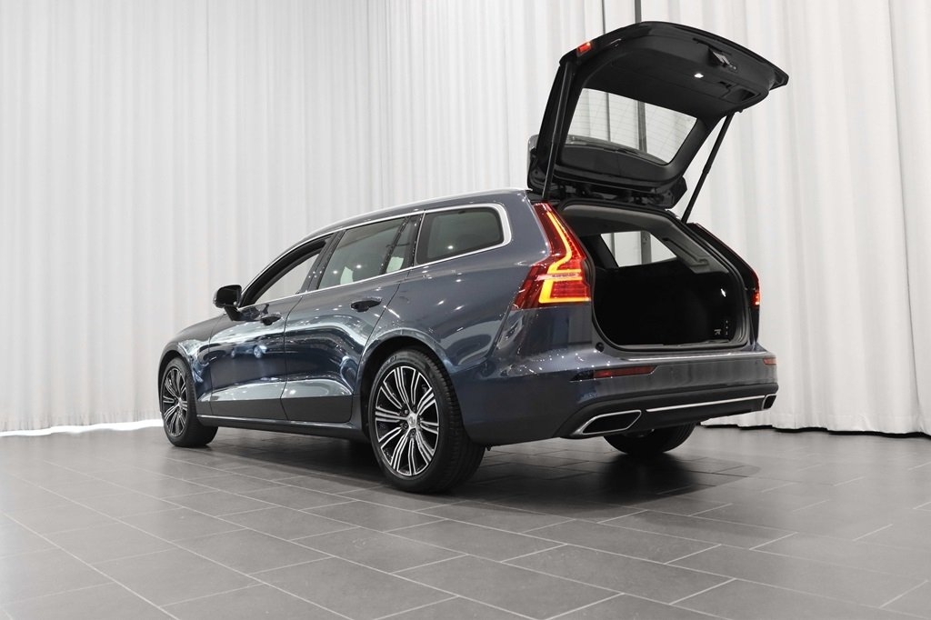 Volvo V60 D3 150hk AWD Geartronic 2019, bild 4/21