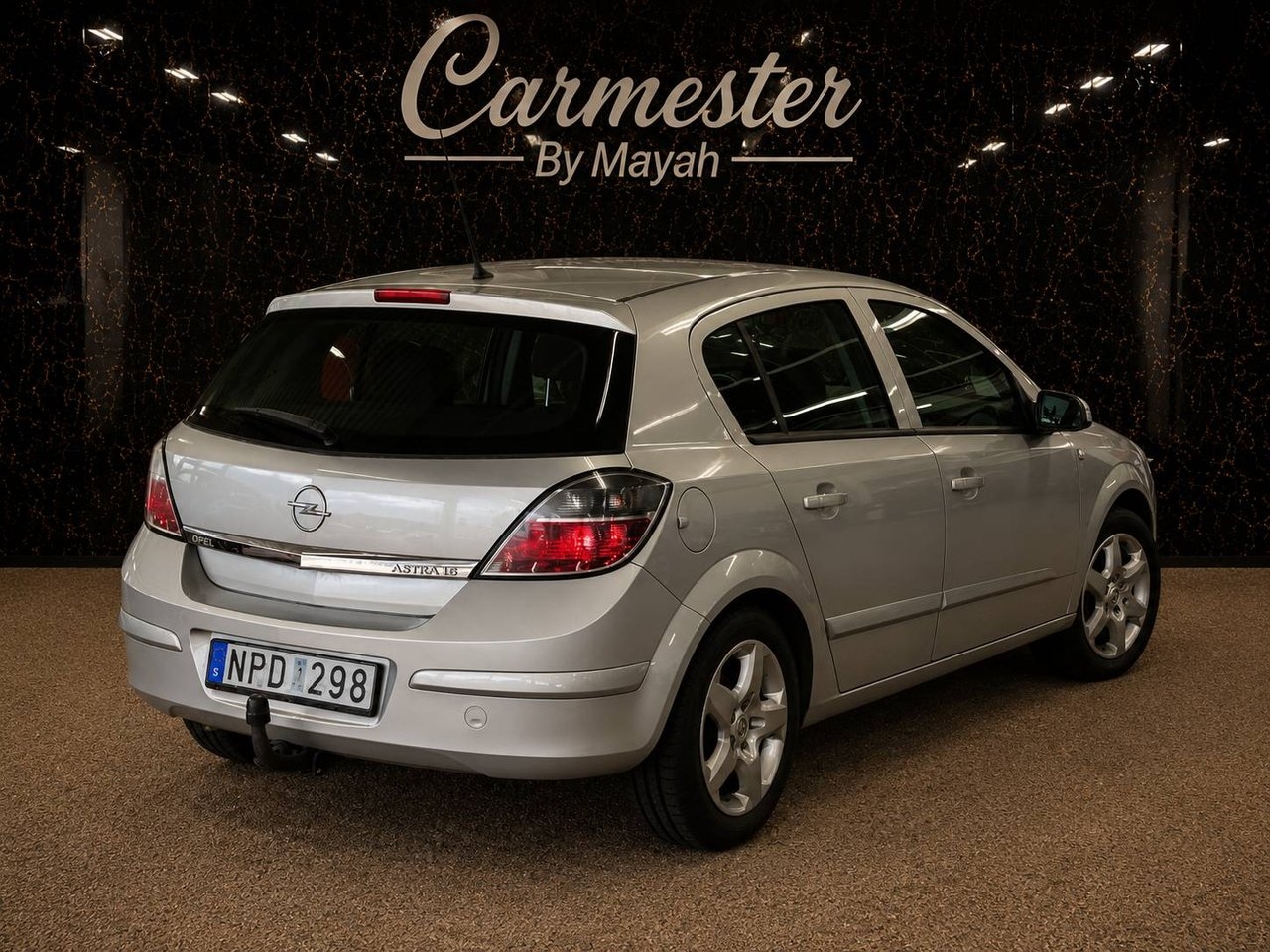 Opel Astra 2009, kuva 4/10