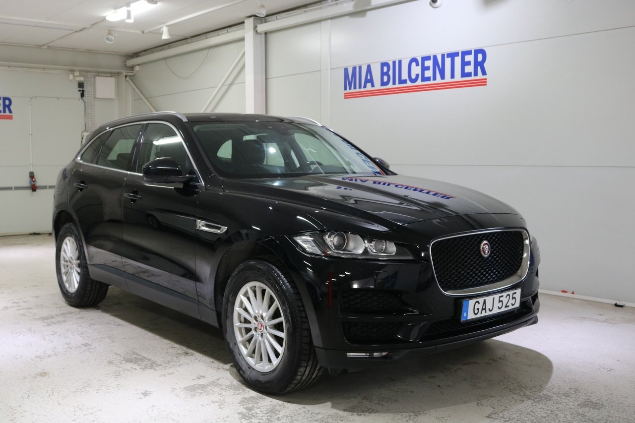 Jaguar F-Pace