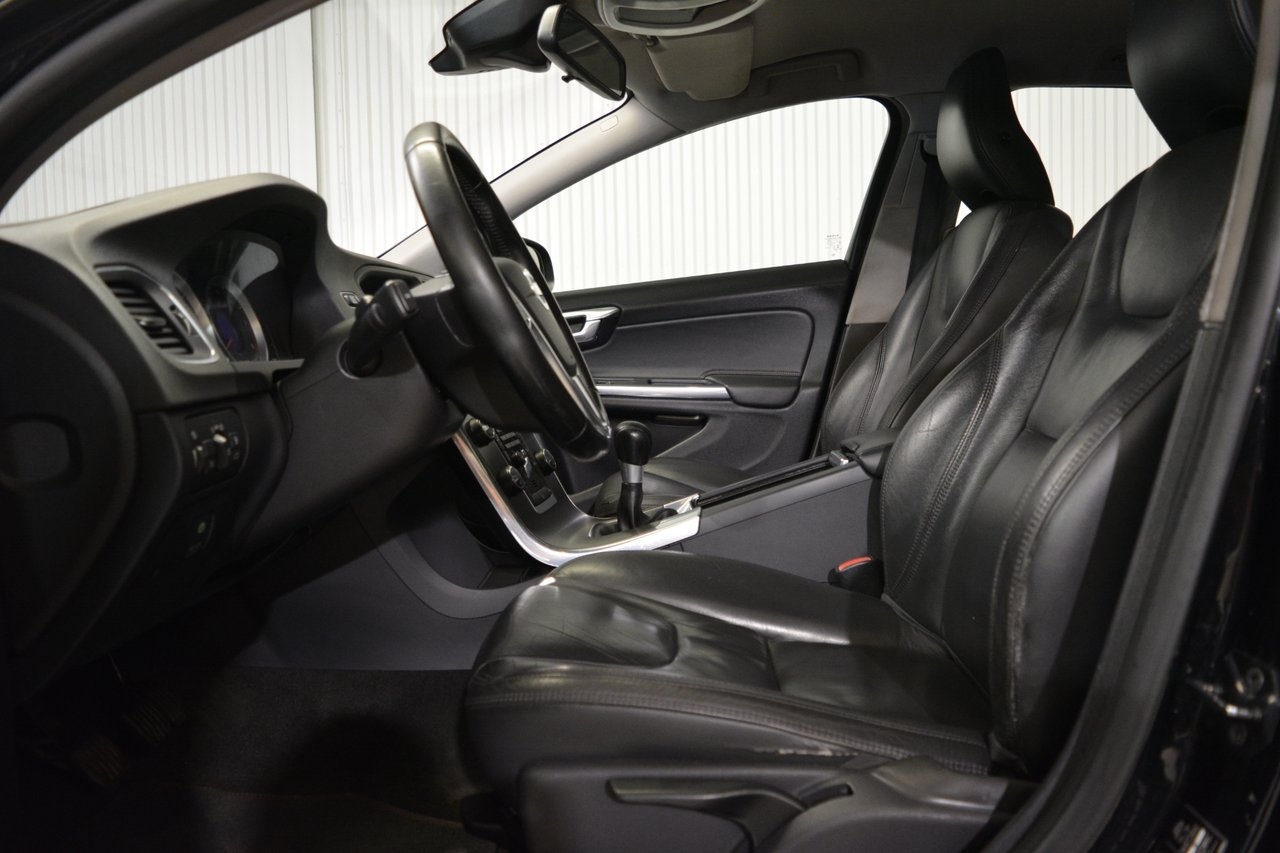 Volvo V60 2013, photo 7/18