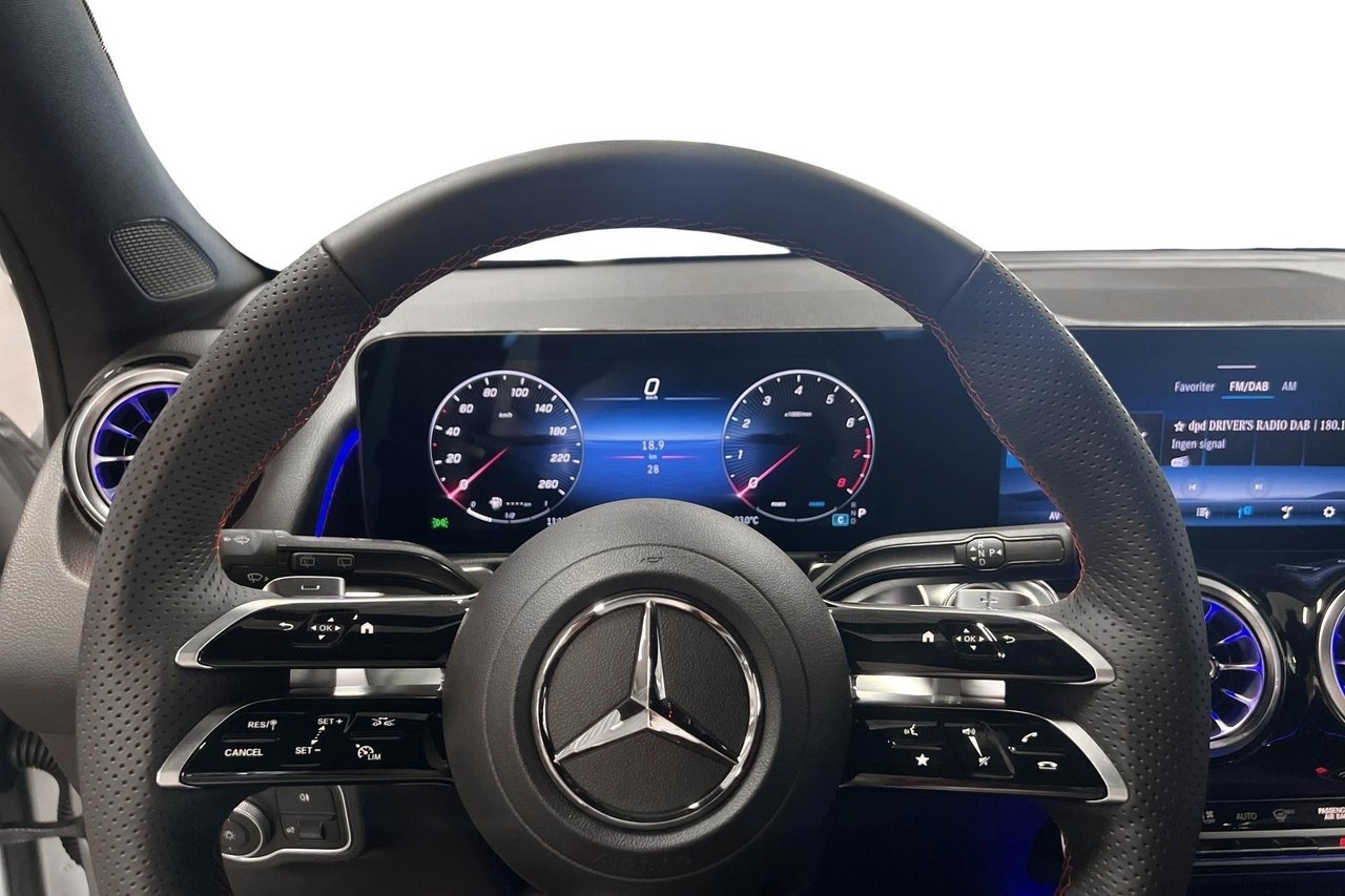 Mercedes-Benz GLB 220 d 2026, bild 7/10