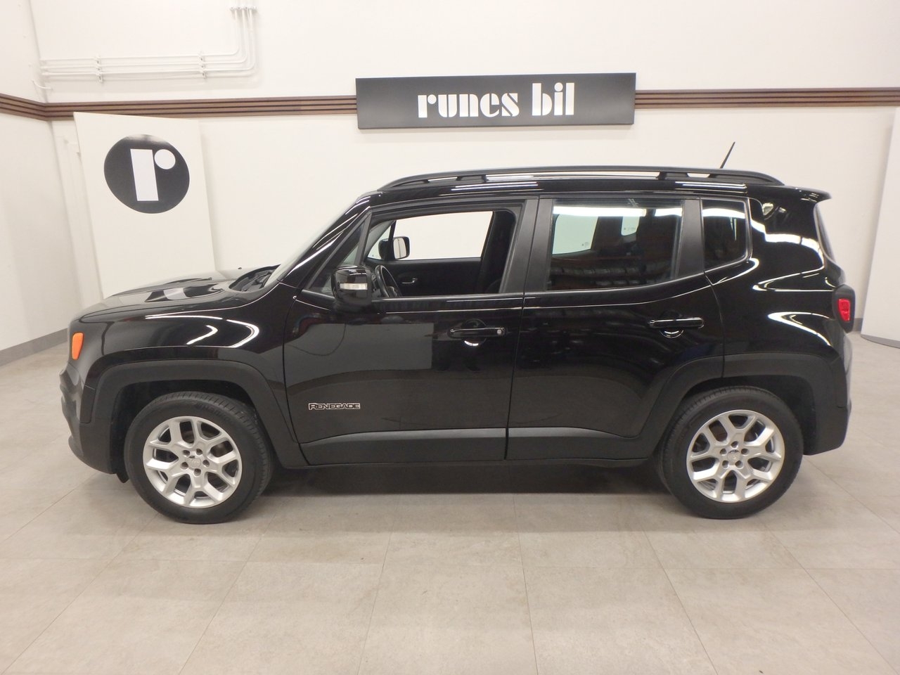 Jeep Renegade 1.6 Longitude Euro 5 2015, bild 2/19