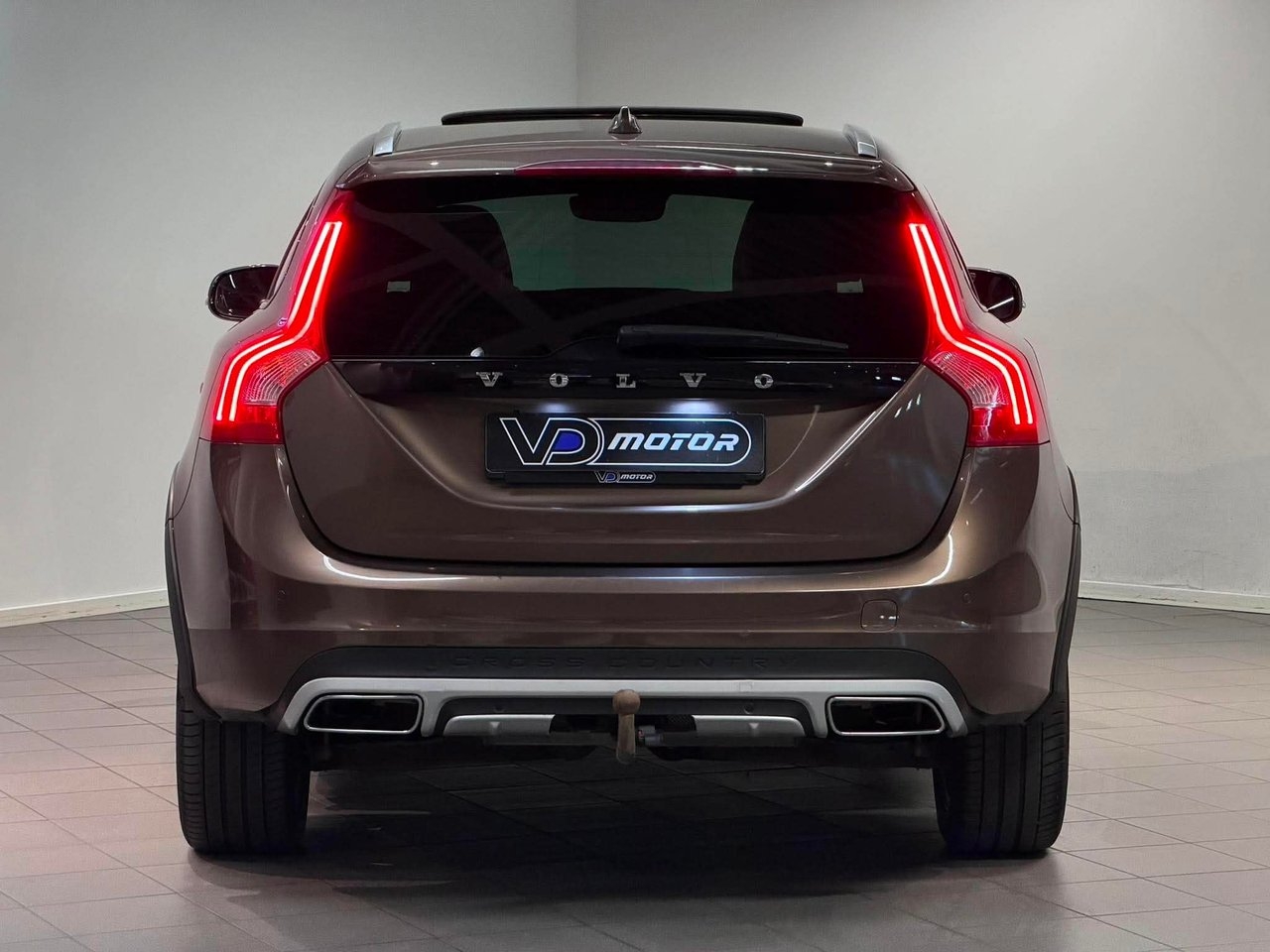 Volvo V60 Cross Country 2018, bild 7/10