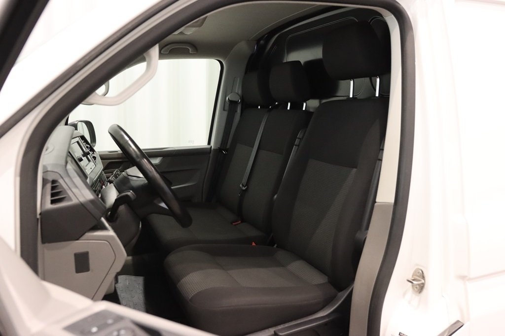 Volkswagen Transporter 2023, kuva 7/10