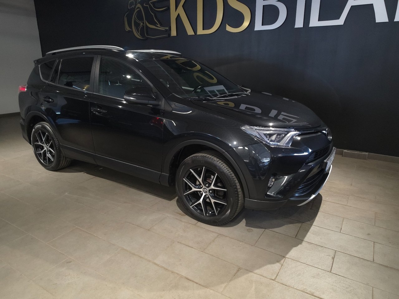 Toyota RAV4 2016, bild 6/10