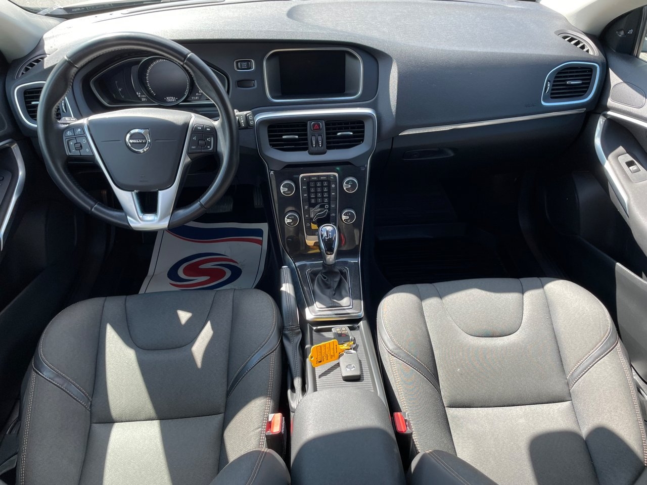 Volvo V40 Cross Country 2019, kuva 6/10