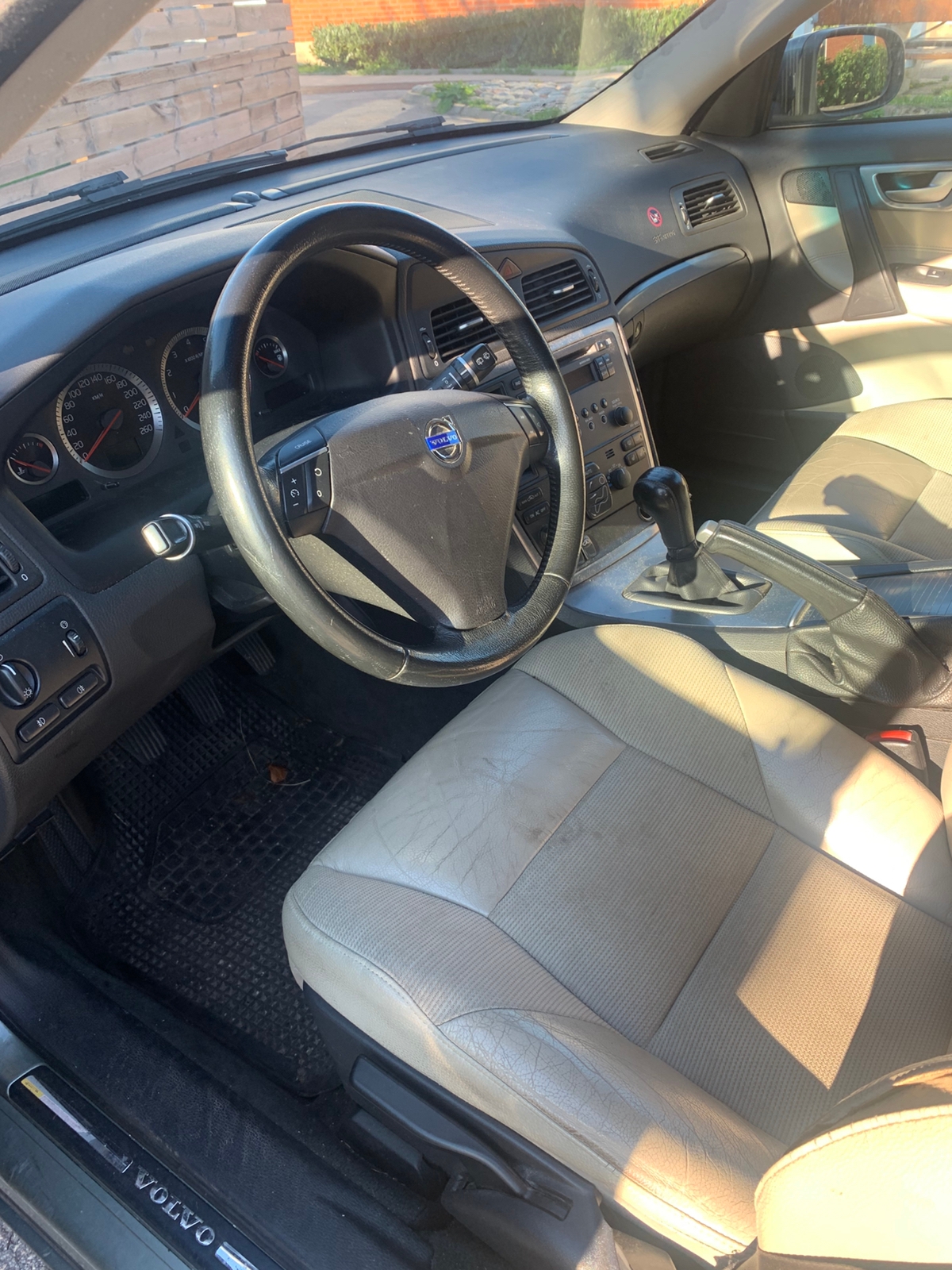 Volvo V70 2.4 CNG Manuell Bifuel 2008, kuva 6/13