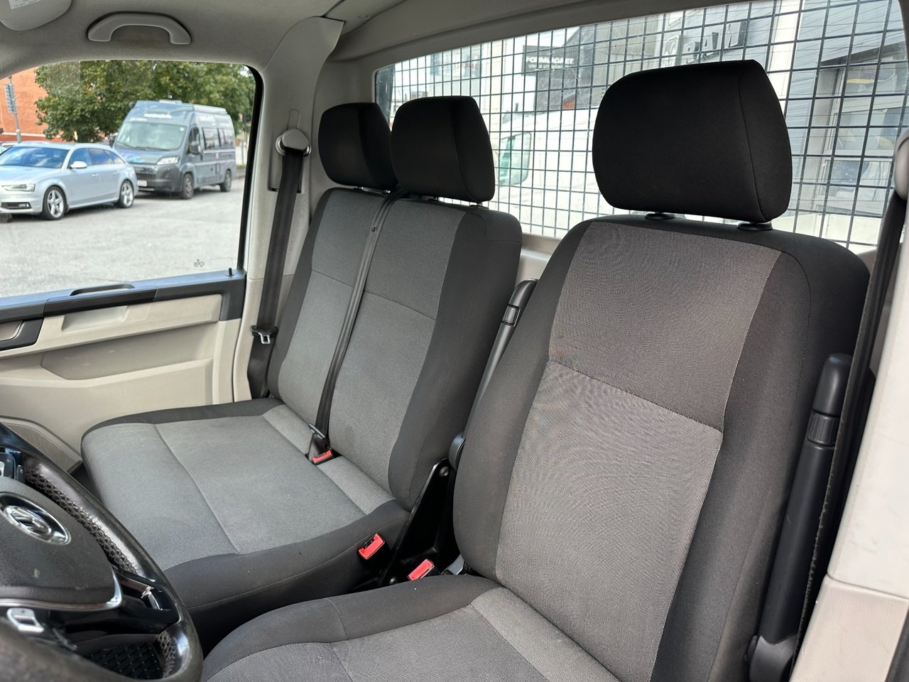 Volkswagen Transporter 2017, photo 7/10