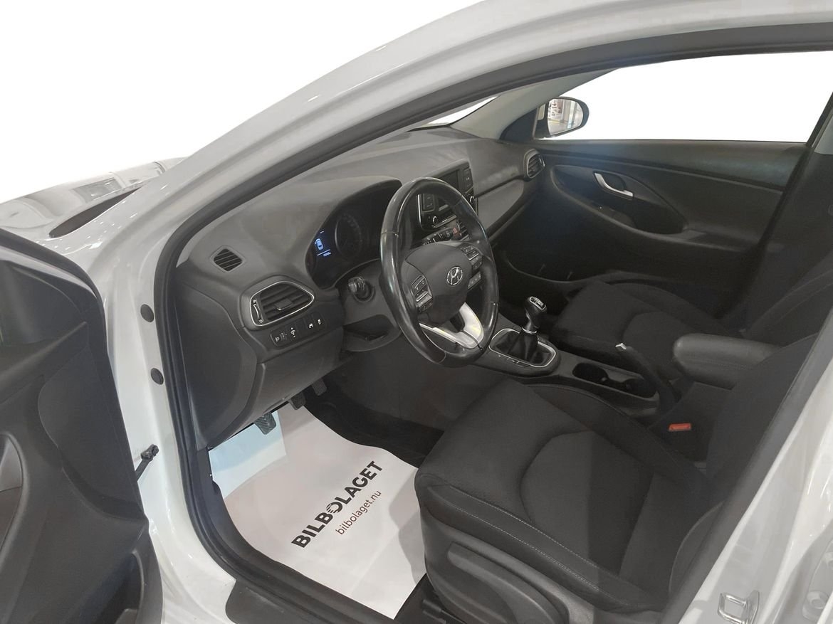 Hyundai i30 2018, kuva 6/15