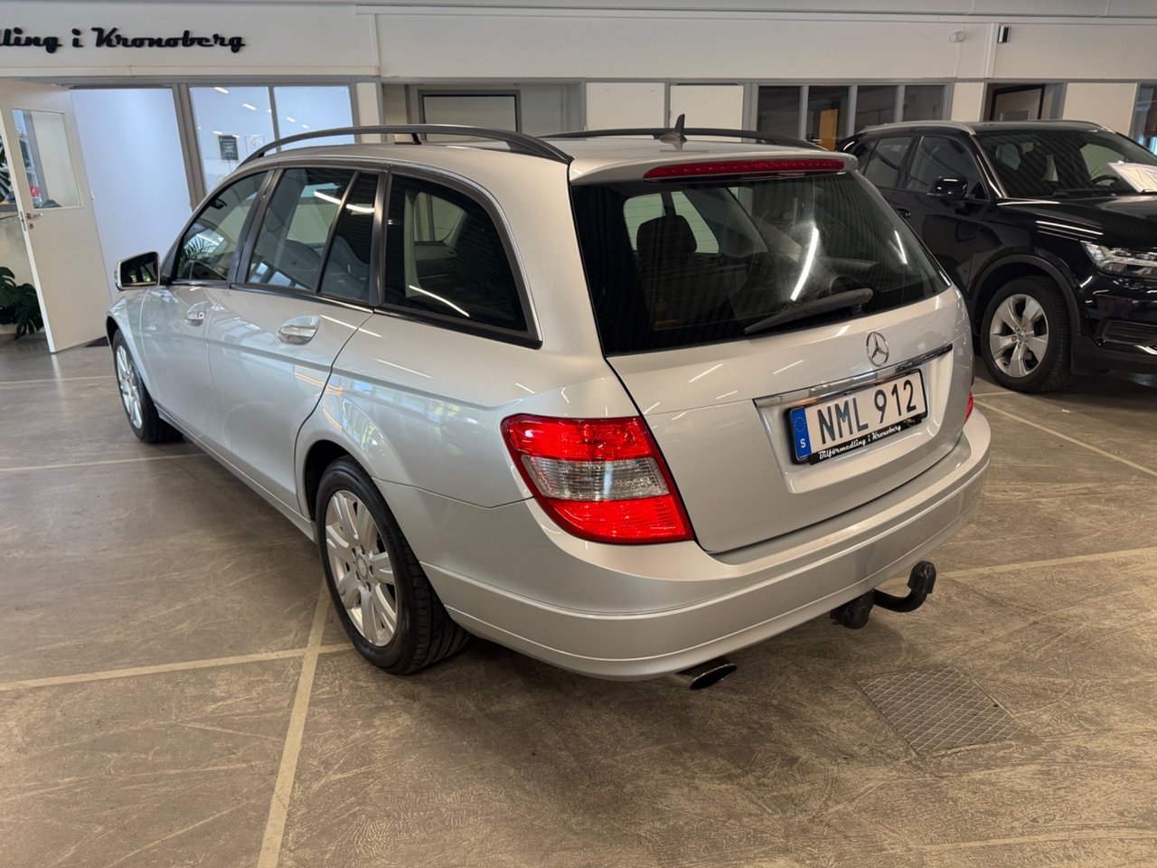 Mercedes-Benz C 2010, photo 4/13