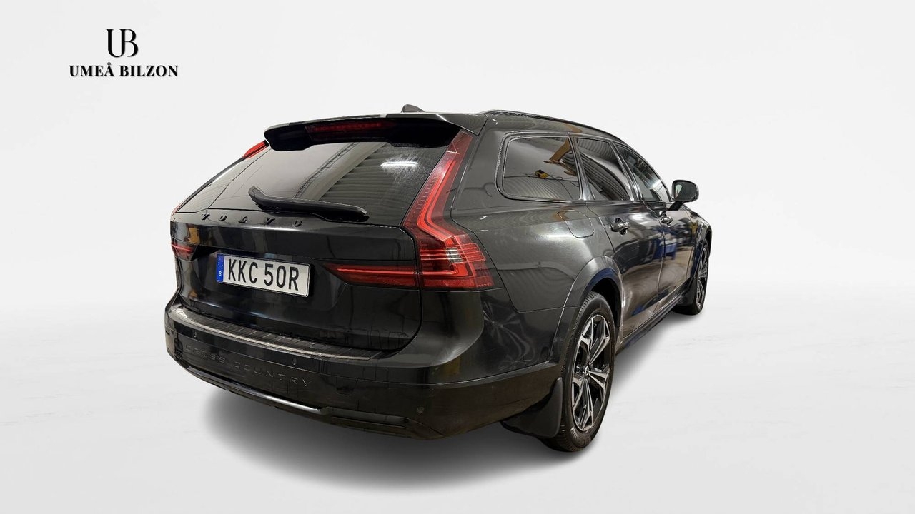 Volvo V90 Cross Country 2022, kuva 4/15