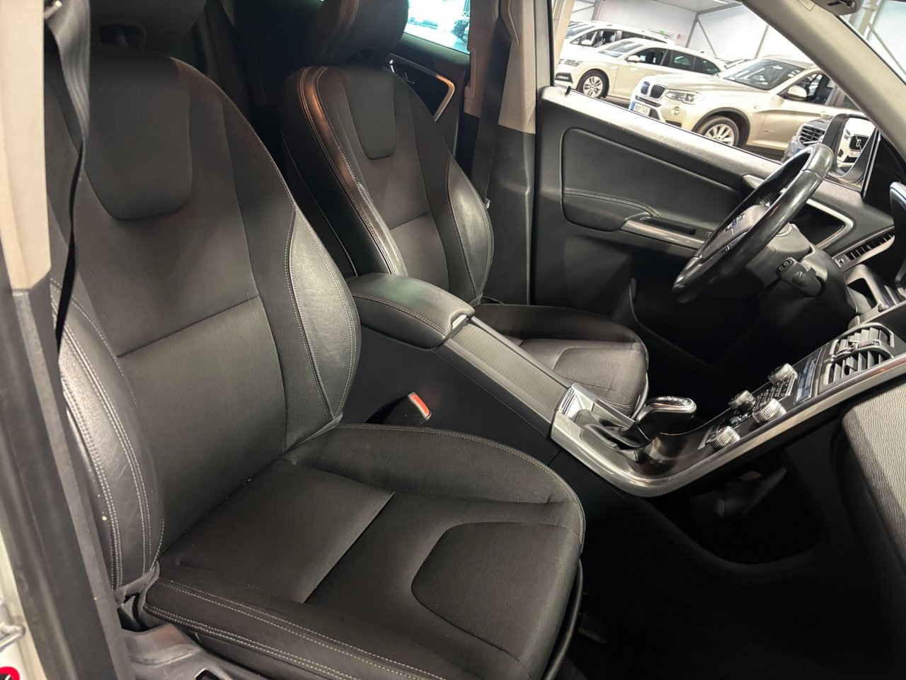 Volvo XC60 2016, bild 7/10