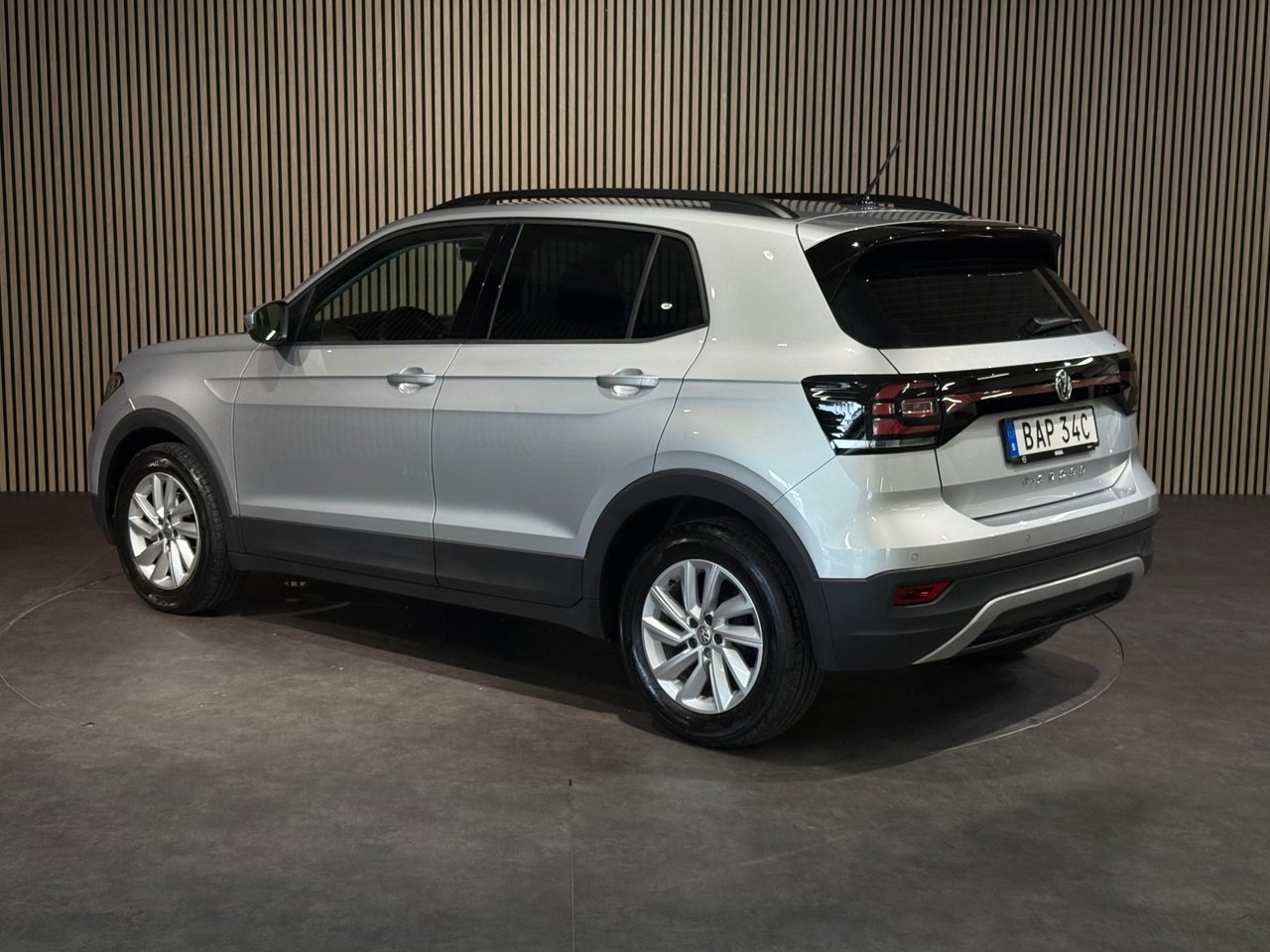 Volkswagen T-Cross 1.0 TSI/Endast 2020, photo 6/10