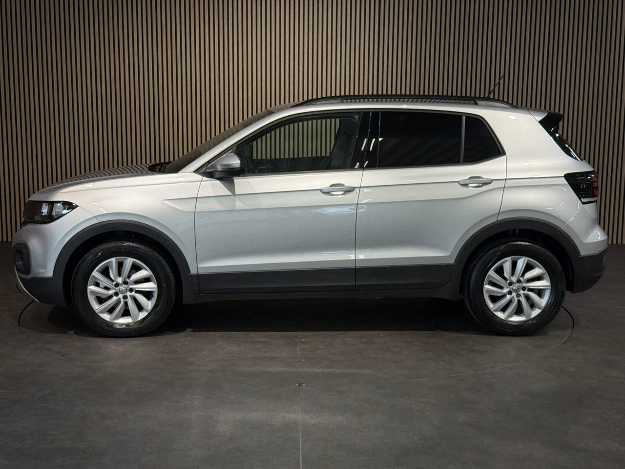 Volkswagen T-Cross 1.0 TSI/Endast 2020, photo 7/10