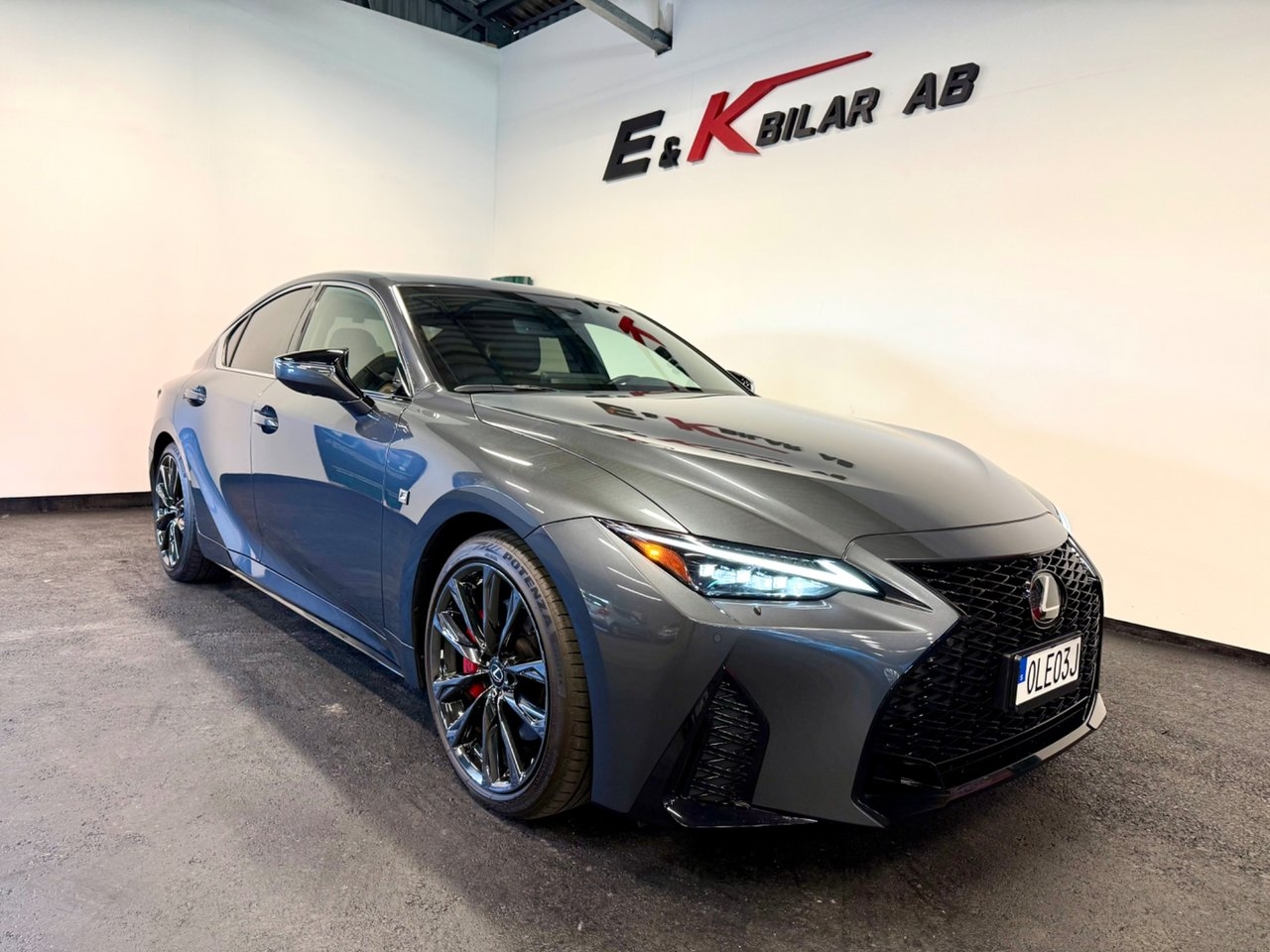 Lexus IS