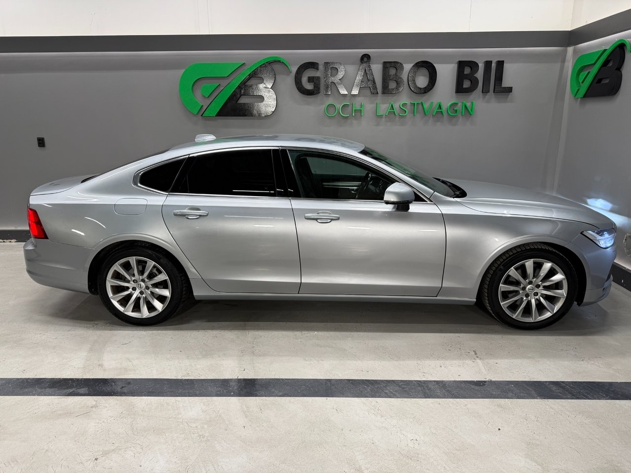Volvo S90 2017, kuva 7/10