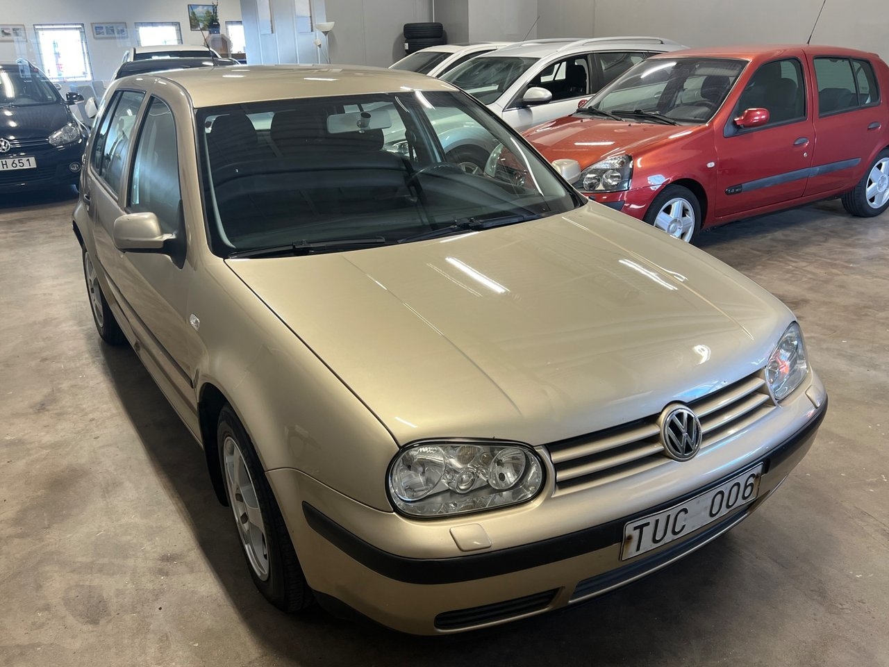 Volkswagen Golf 2003, kuva 6/10